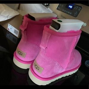 UGG Mini Boot - Rose Pink - W8